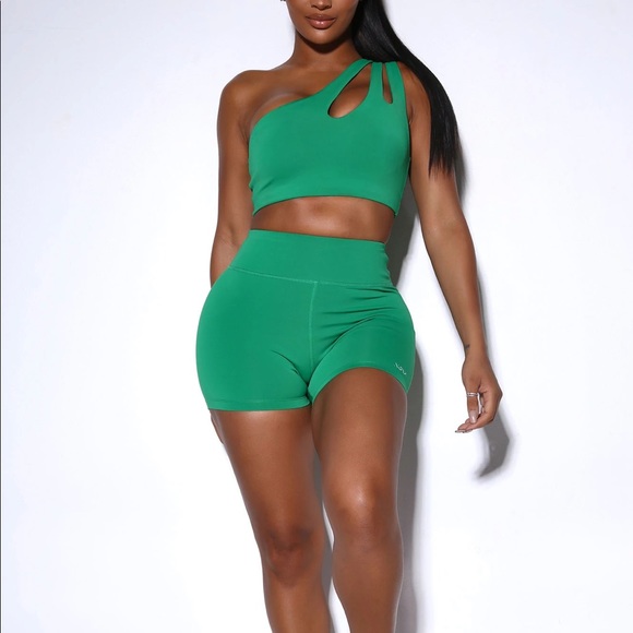 Fashion Nova Sports Bra - Picture 8 of 8